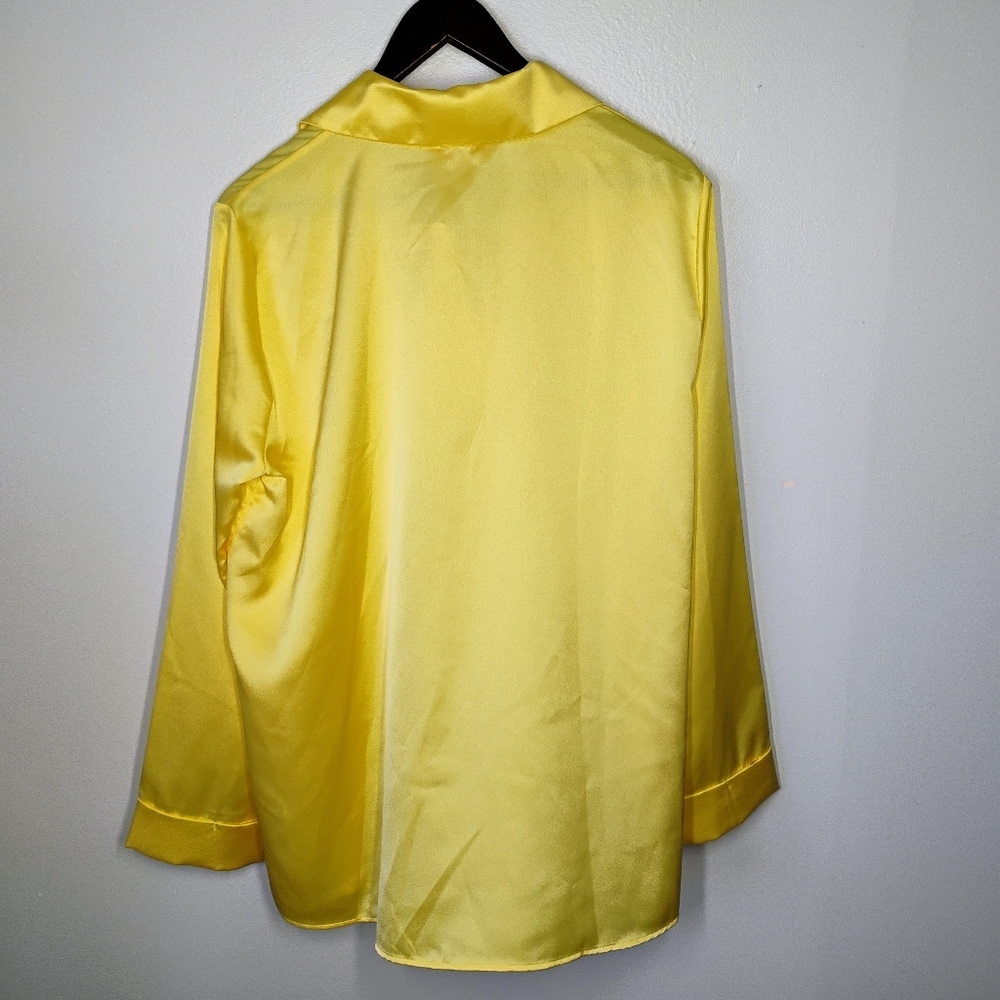 Show Me Your Mumu Smith Button Down Top Womens Medium Butter‎ Yellow Satin NEW - Picture 5 of 13